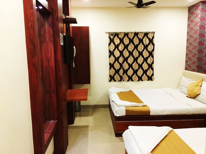 Posada Hotel Safar Residency