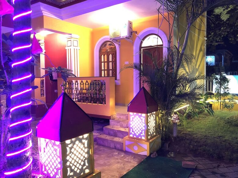 Hostal Veronica Resort By The Beach