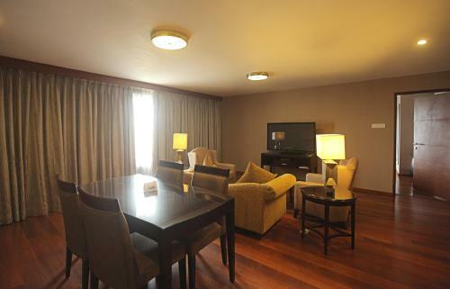 Hotel The Elite Grand