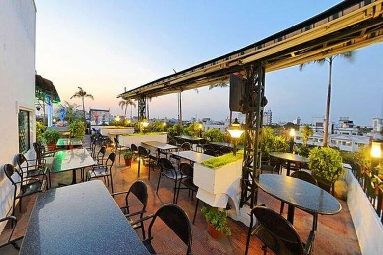 Hotel Raj Palace
