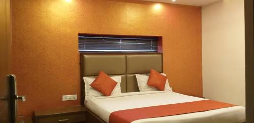 Hostal Raj Residency Near Us Consulate