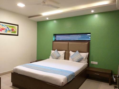 Hostal Raj Residency Near Us Consulate