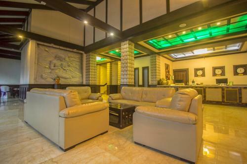 Hotel Capital O 22215 Sian Resort & Spa