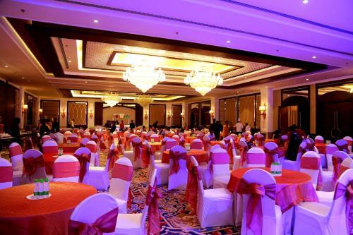 Golden Galaxy Hotels & Resorts