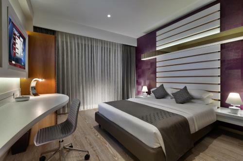 Hotel The Atara