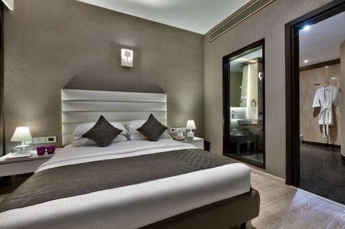 Hotel The Atara