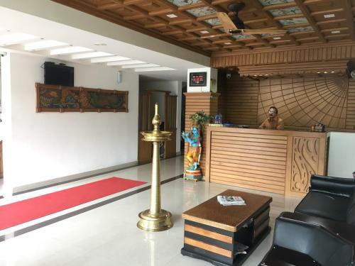 Hotel Sathya Inn