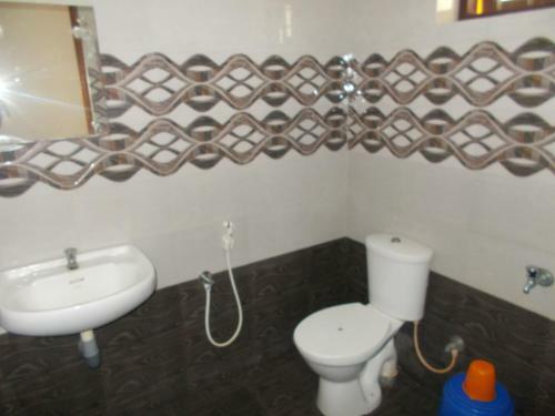 Hotel Sathya Inn