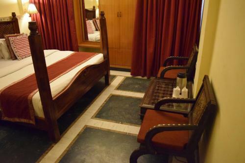 Hotel Fort Chandragupt Jaipur