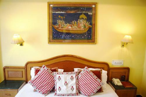 Hotel Fort Chandragupt Jaipur