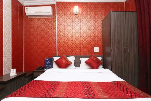Oyo 11637 Hotel Novelty