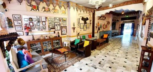 Hostal Durag Niwas Guest House