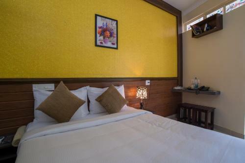 Gems 9 Airport Hotel
