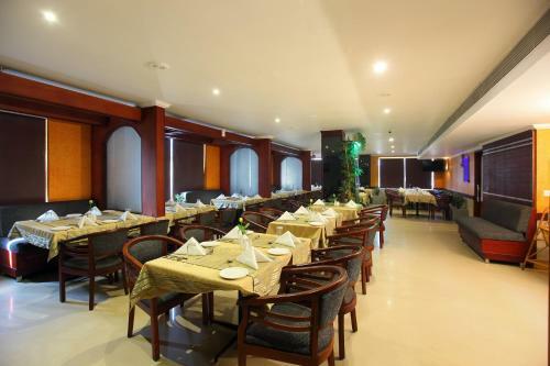 Hotel Park Residency