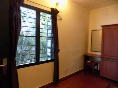 Bed & Breakfast Elphinstone Residency