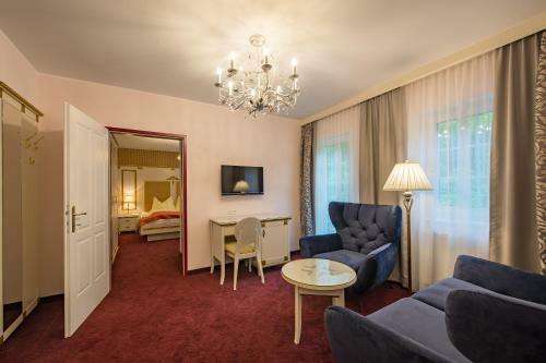 Schl�ssl Hotel Kindl