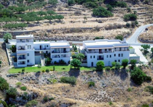Roubini Apartments