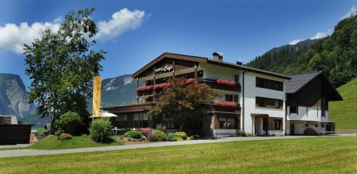 Hotel Edelweiss