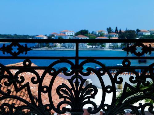 Poseidonion Grand Hotel