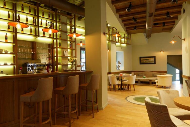 Aparthotel Ionia Suites