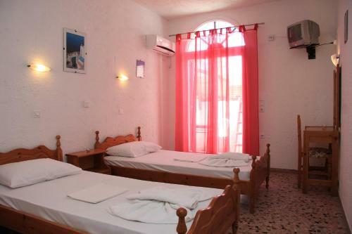 Santa Irini Hotel