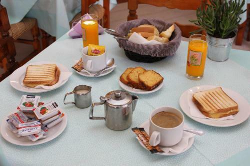 Santa Irini Hotel