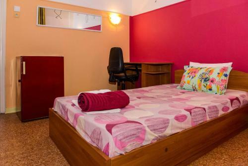 Charming Hostel Close To City Center