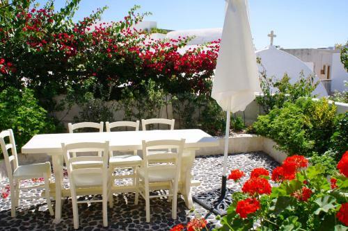 Santorini Heritage Villas