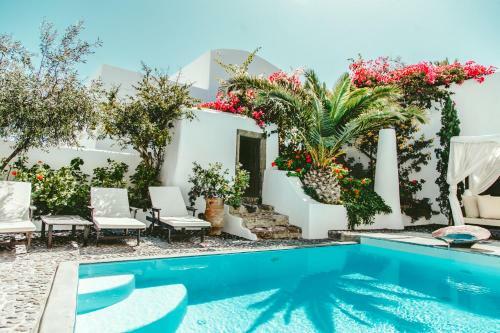 Santorini Heritage Villas