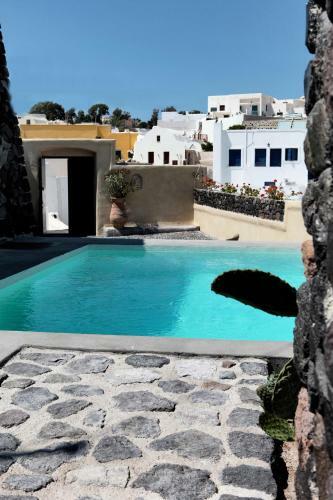 Santorini Heritage Villas