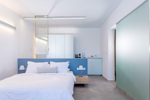 Villa Alti Santorini Suites