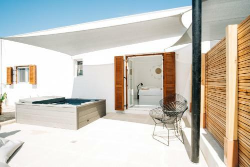Hotel Mesanto Luxury Suites