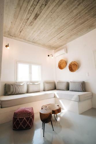 Hotel Mesanto Luxury Suites