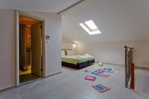 Lagomandra Hotel And Spa