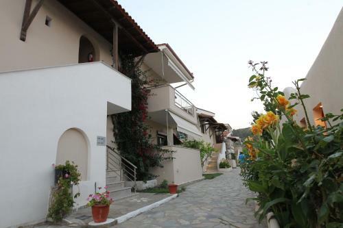 Meliton Inn Hotel & Suites