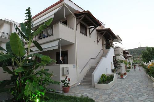 Meliton Inn Hotel & Suites