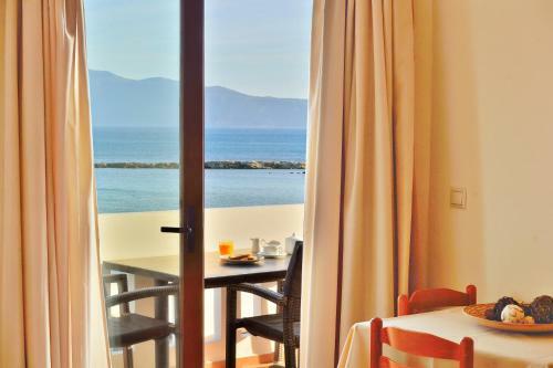Maria Beach Hotel