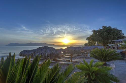 Maria Beach Hotel
