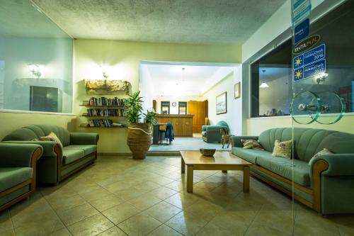 Mediterranean Hotel Studios Apartments