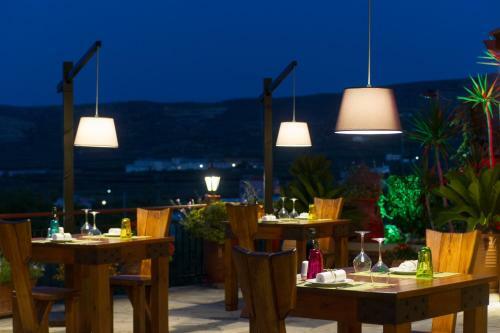 Hostal Kaliviani Traditional Hotel