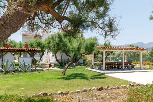 Zefyros Apartments