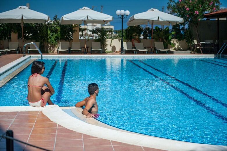 Aparthotel Mirtilos Studios & Apartments
