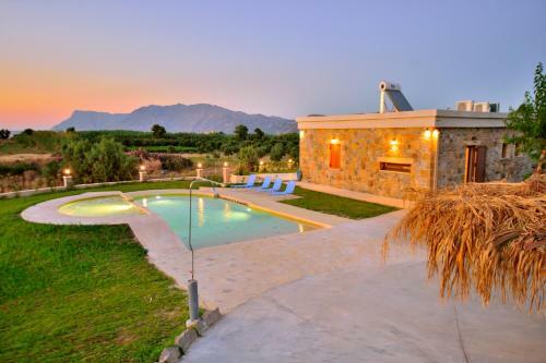 Iridanos Villa
