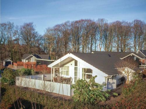 Three-bedroom Holiday Home In Aabenraa