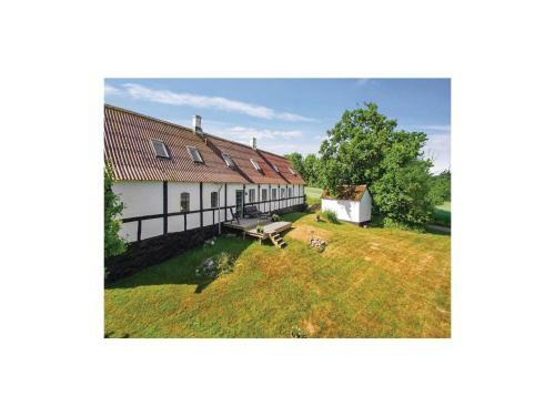 Four-bedroom Holiday Home In Allinge