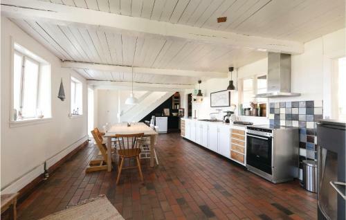 Four-bedroom Holiday Home In Allinge