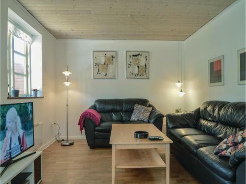 Three-bedroom Holiday Home In Blokhus