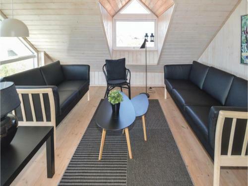 Four-bedroom Holiday Home In Blokhus