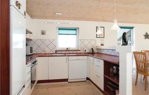 Three-bedroom Holiday Home In Blokhus