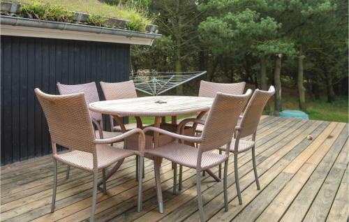 Three-bedroom Holiday Home In Romo